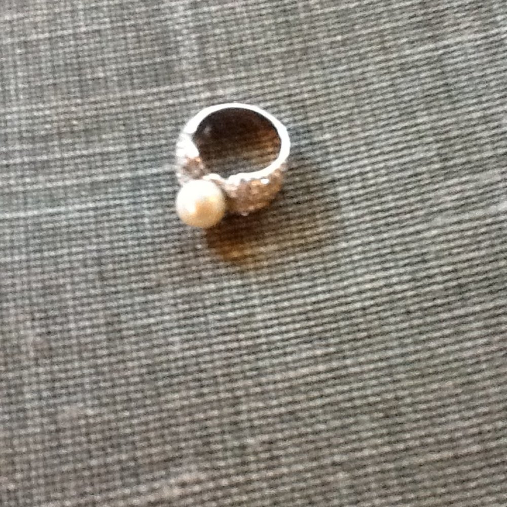 Cocktail Ring Pearl with Pave Crystal Chips